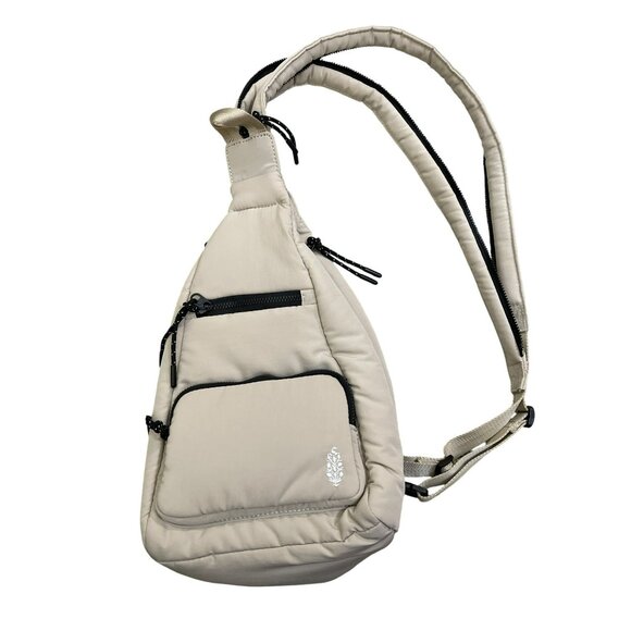 Free People Catwalk Sling Crossbody or Backpack Bag NWT - Picture 2 of 6
